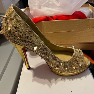 Gold spike Christian Louboutin platform heel 160mm. Never worn.
